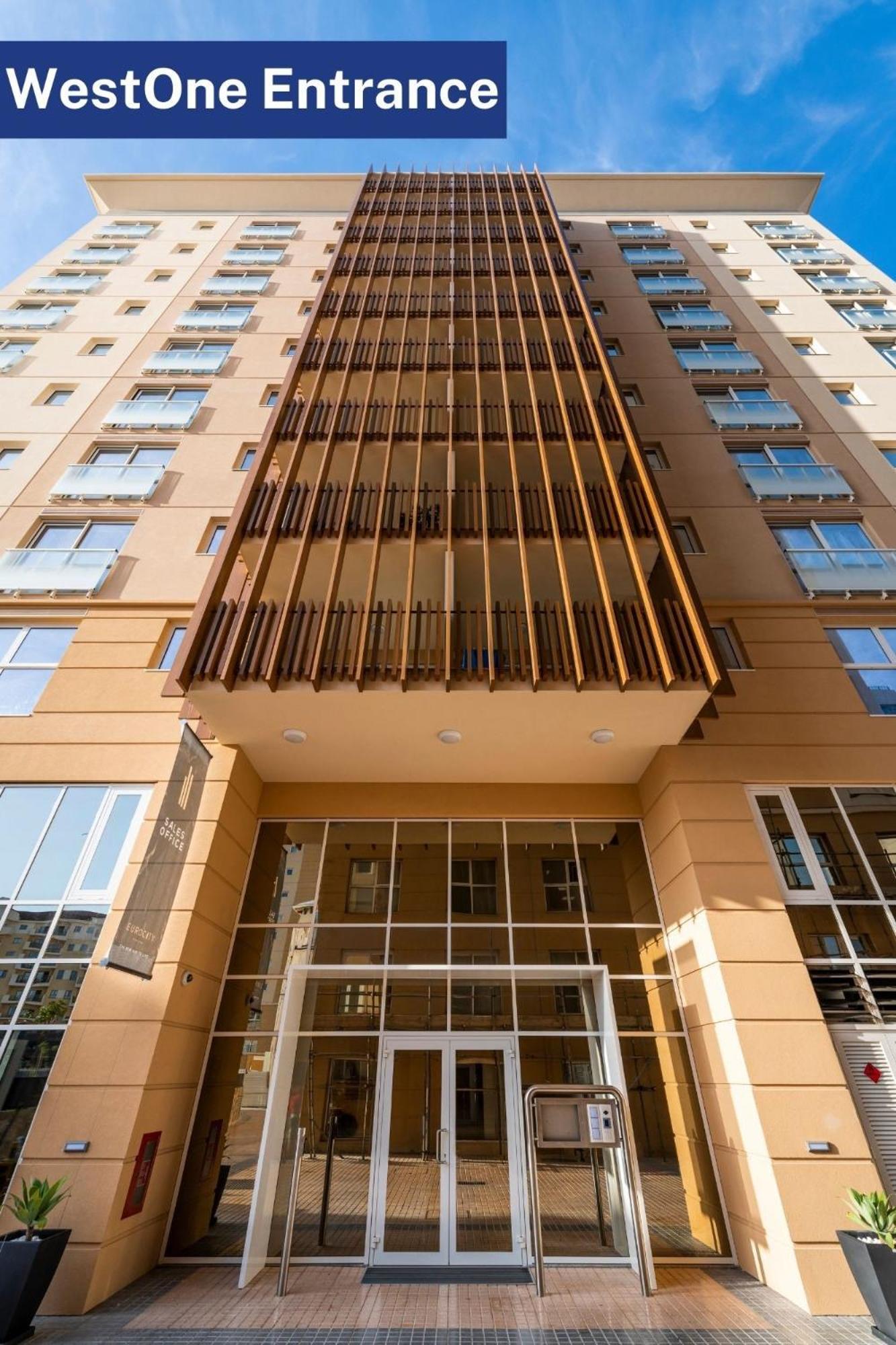 Bentley Holiday Apartments - West One Gibraltar Exterior photo